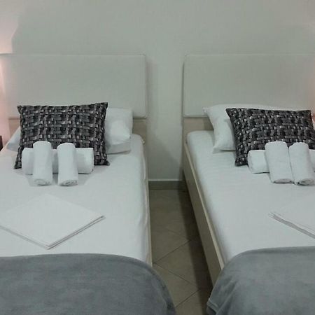 Apartment Smodlaka Dugopolje Εξωτερικό φωτογραφία