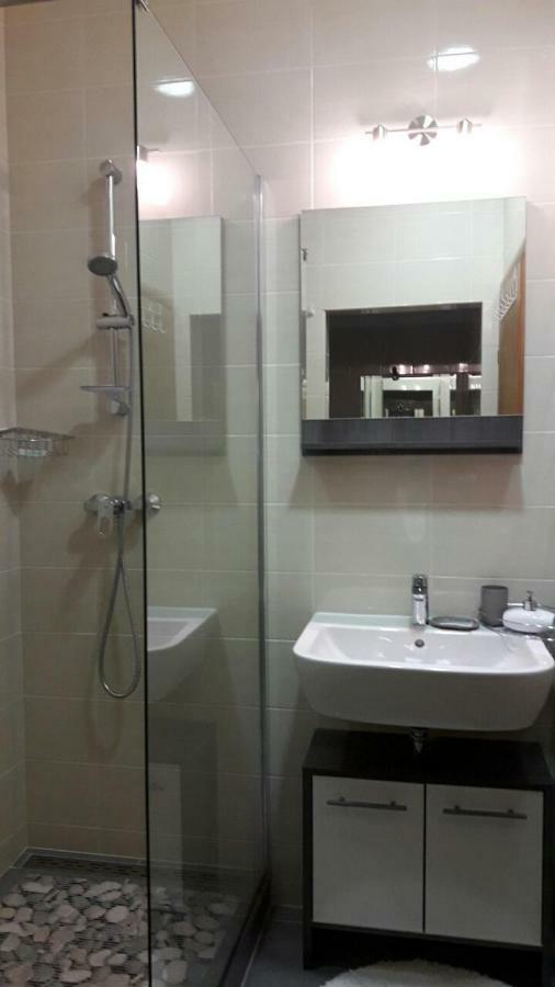 Apartment Smodlaka Dugopolje Εξωτερικό φωτογραφία